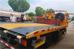 南岳附近拖车电话号码服务