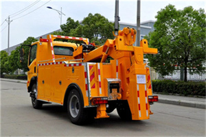 南岳高速路拖车费